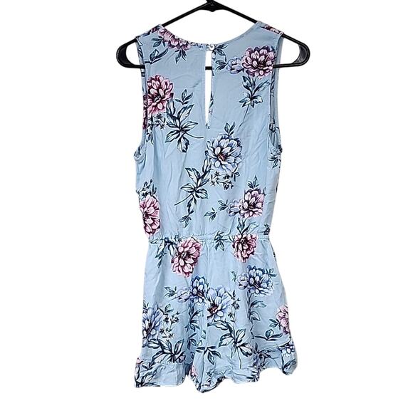 Show Me Your Mumu Baby Blue Floral Medium Riri Romper - Picture 3 of 6